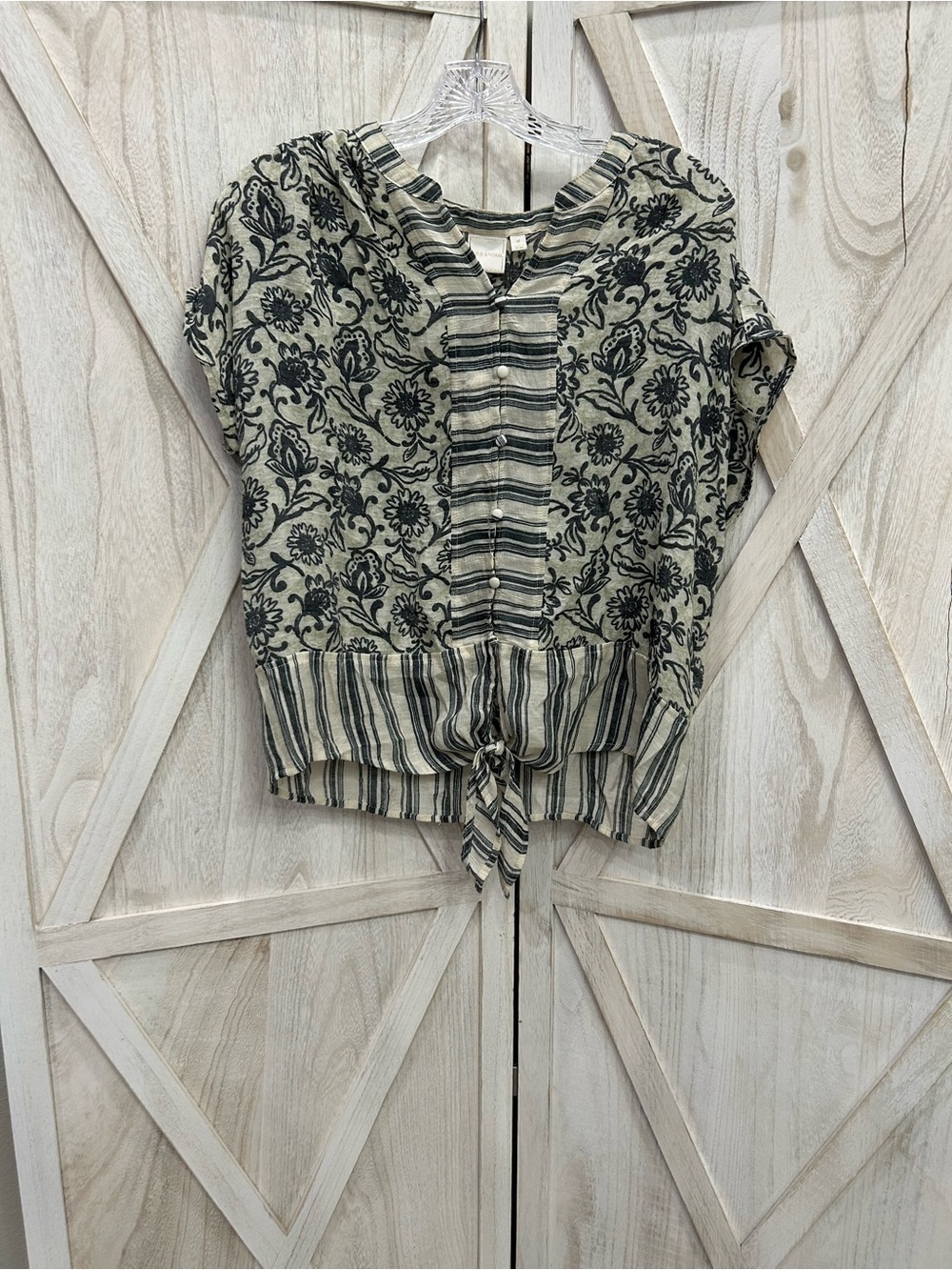Zac & Rachel Cream and Black Floral Tie-Hem Blouse